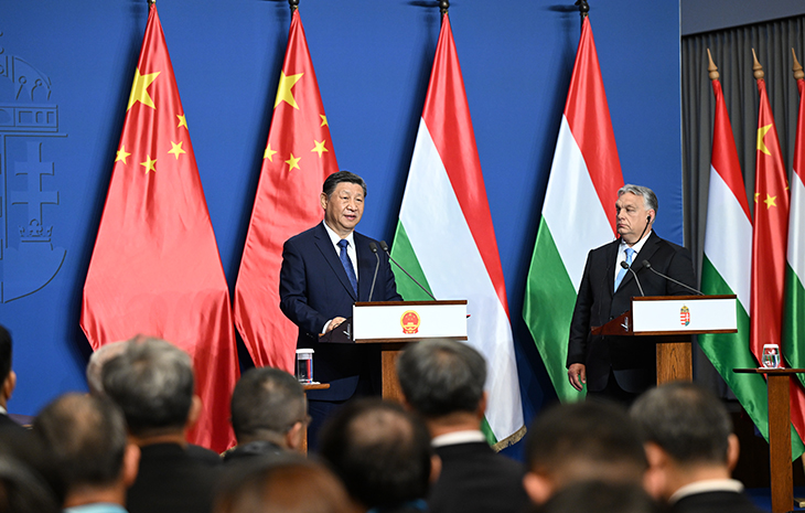 Xi Jinping and Prime Minister Orban of Hungary Jointly Meet the Press