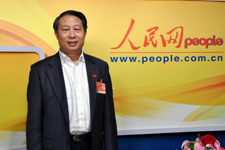 人民大学党委书记程天权谈中国特色社会主义法