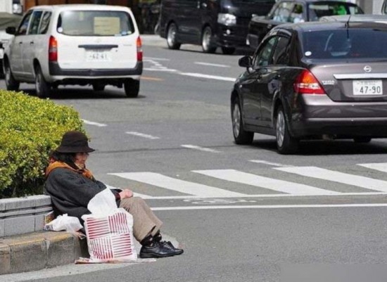 组图:日本街头的落魄穷人【16】