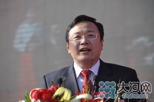 赵瑞东当选为濮阳市人民政府市长