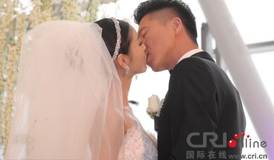 王雷婚纱照_李小萌与王雷婚纱照(3)