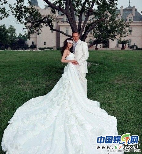 陈豪婚纱照_陈豪老婆(2)