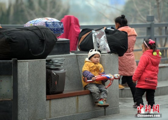 杭州返乡人口_杭州西湖图片