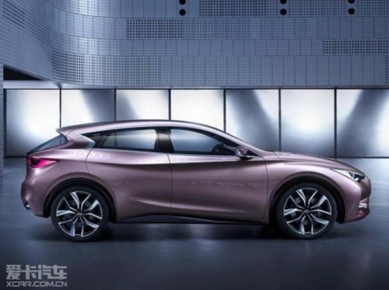 Ӣ Q30