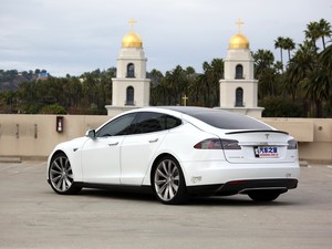 ˹˹MODEL S2014 P85
