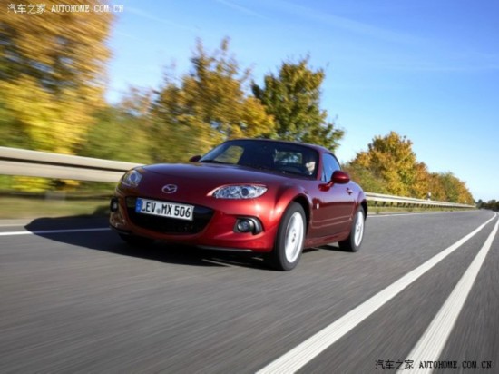 ԴԴ()ԴMX-52013 Roadster Coupe