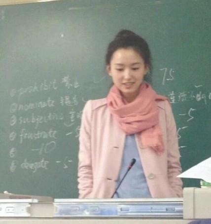 韩国暖男数学老师网络爆红 中韩 神级 老师PK