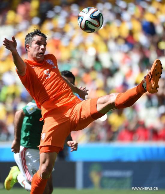 Netherlands won 2-1 over Mexico and qualified for Quarter-finals on Sunday.