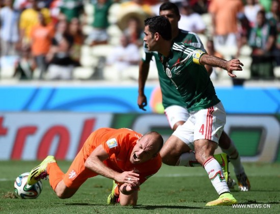 Netherlands won 2-1 over Mexico and qualified for Quarter-finals on Sunday.