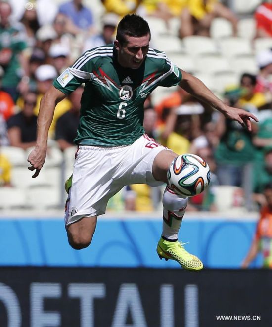 Netherlands won 2-1 over Mexico and qualified for Quarter-finals on Sunday.