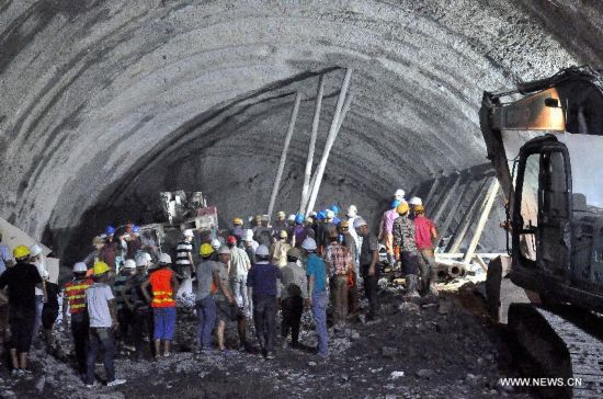 #CHINA-YUNNAN-TUNNEL COLLAPSE (CN*)