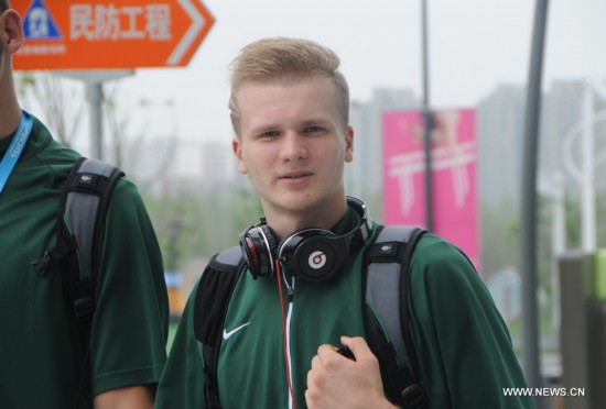 Photos of athletes and coashes taken on August 19, 2014 show how fashionable they are in Youth Olympic Village of Nanjing 2014 Youth Olympic Games which kicked off on August 16, 2014 in Nanjing, east China's Jiangsu Province.