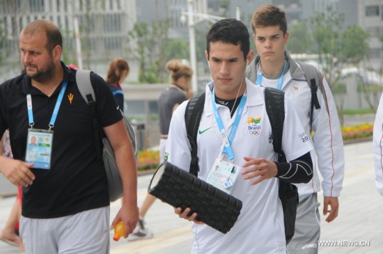 Photos of athletes and coashes taken on August 19, 2014 show how fashionable they are in Youth Olympic Village of Nanjing 2014 Youth Olympic Games which kicked off on August 16, 2014 in Nanjing, east China's Jiangsu Province.