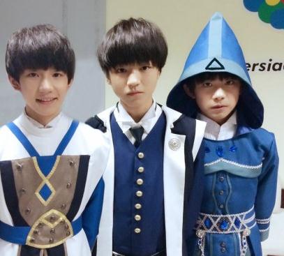 TFboys年代秀大秀劲歌热舞 王俊凯王源古装扮