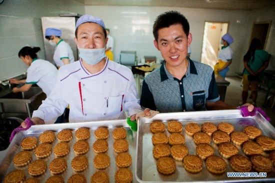 #CHINA-YINCHUAN-HANDMADE MOON CAKE (CN*)