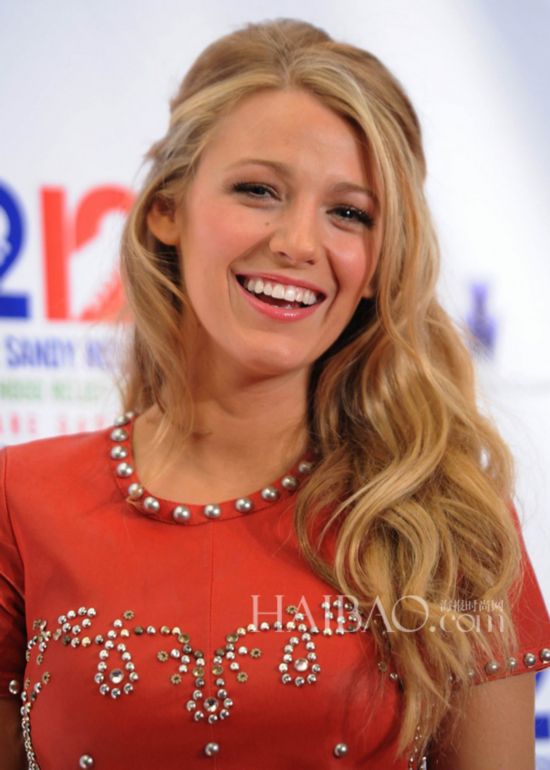 ˡ (Blake Lively) 