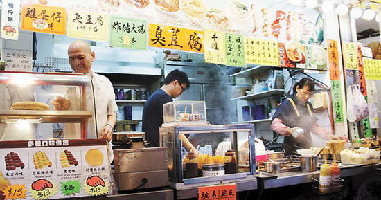 街头小吃嚼出香港文化味道