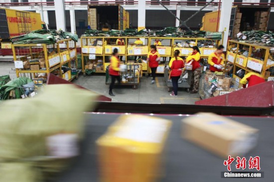 中国邮政速递实行配额管理专克双十一邮件