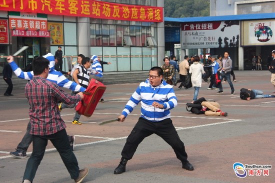 江门汽车总站惊现恐怖袭击 多名旅客被砍伤