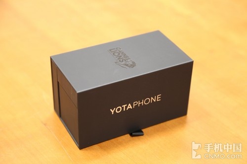 ϰͬ YotaPhone 2ֻ 