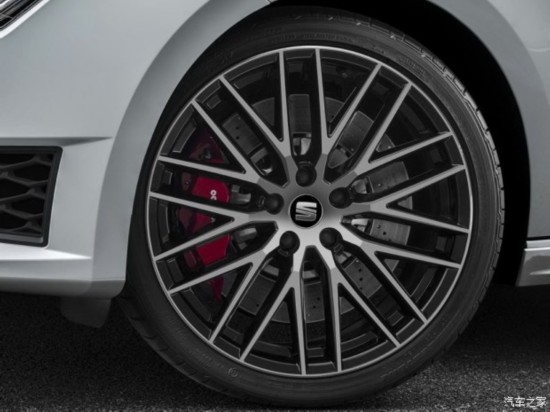 西雅特 LEON 2015款 ST CUPRA