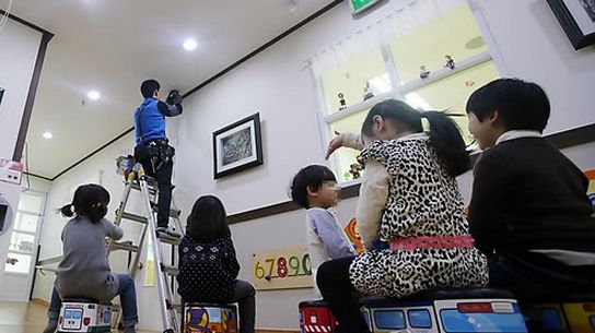 韩国将立法要求幼儿园设监控摄像头 防幼师虐