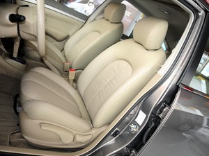 ղ  2012  1.6XL Զ