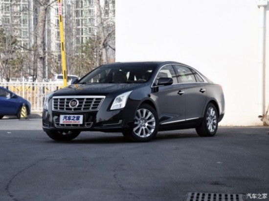 XTS 2015 28T 