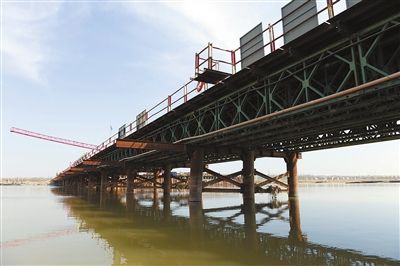 黄河大桥:启动银川双核时代