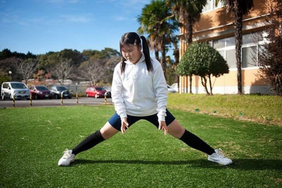 实拍日本减肥医院11岁胖女孩的日常生活(高清