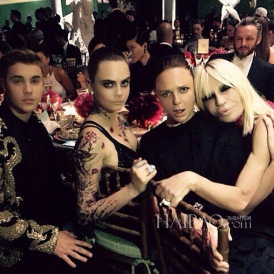 Justin Bieber, Cara Delevingne, Stella McCartney, Donatella Versace