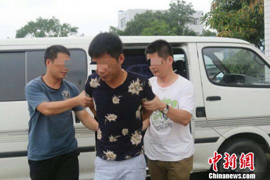 广东茂名警方打击非法组织卖血行为 4名血头