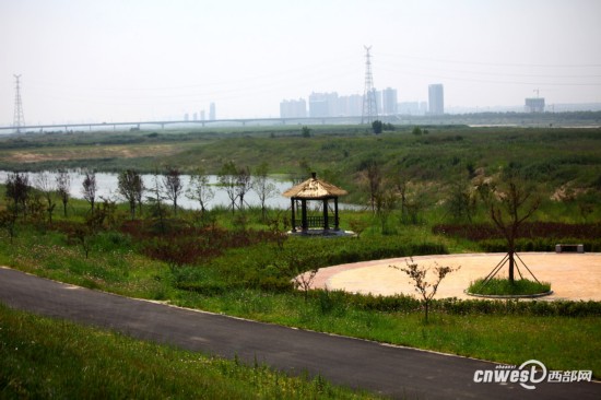 高清:陕西渭河综合整治 洪畅堤固水清岸绿景美