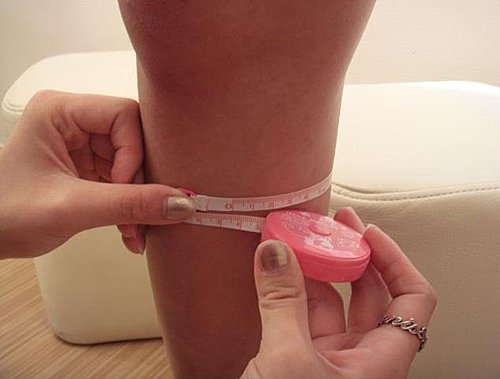 法国一项研究发现,小腿围小于33厘米的女性,患有颈动脉斑块的