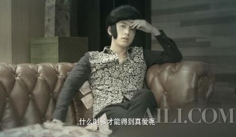 王思聪参观CJ被女工作人员拦 网友脑补玛丽苏