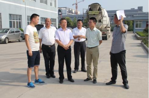 利辛县委书记程修略带队调度工业园区项目建设
