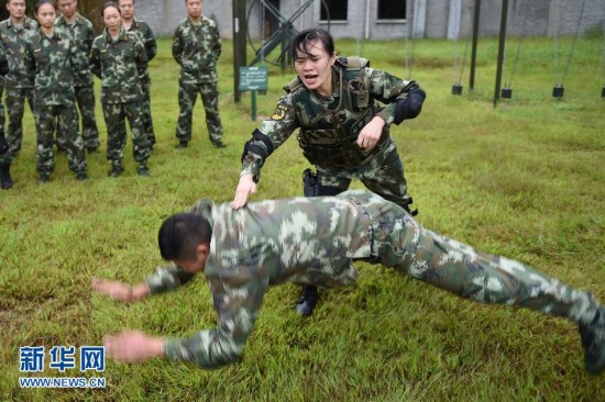 （軍事）（5）維和防暴隊裡“霸王花”