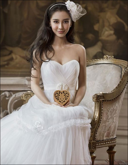 现在的angelababy