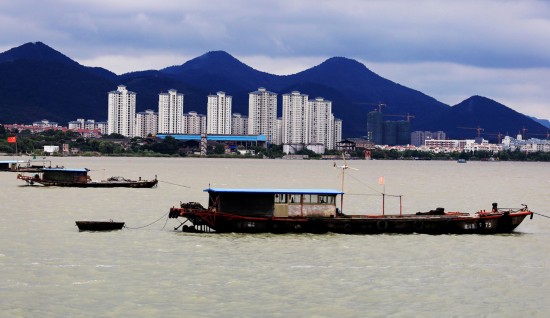 巢湖市有多少人口_安徽巢湖 水未退 坚守在