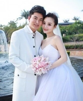 陈晓求婚钻戒曝光2克拉价值60万 明星鸽子蛋