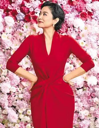 林青霞61岁生日,她用一世的红讲述优雅和从容