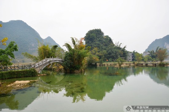 人民网广西频道 靖西市 靖西旅游  原标题:[百色行]靖西鹅泉:唯美的水