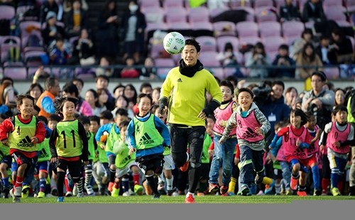 日本儿童将来最想做啥?男孩爱足球 女生要开店