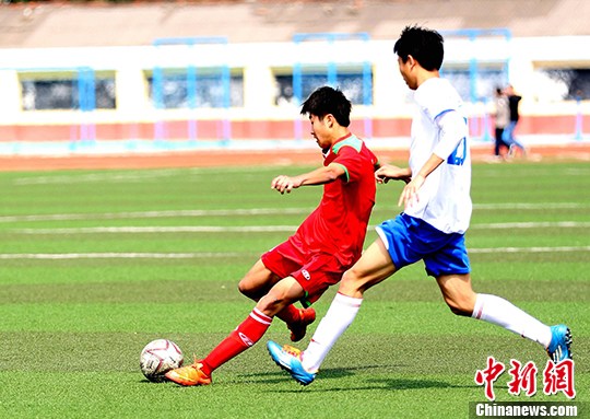 2016年全国中学生足球协会杯赛在钦州举行