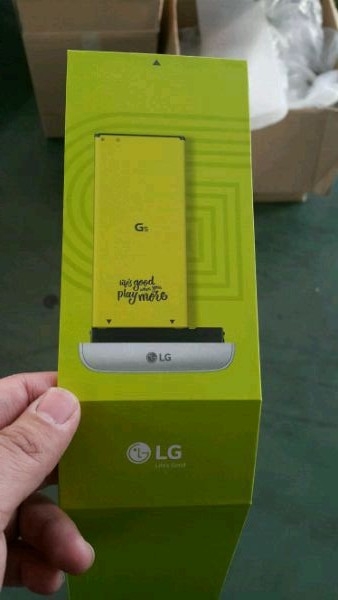 黑科技! LG G5下巴可拆卸换电池