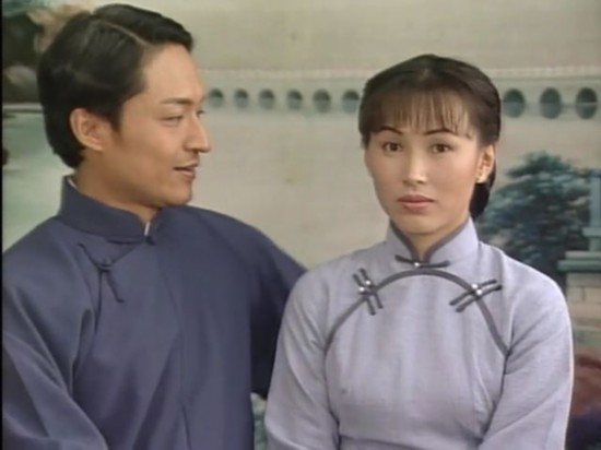 回顾亚视经典电视剧   1996年,亚视拍摄《再见艳阳天》,主演有主演