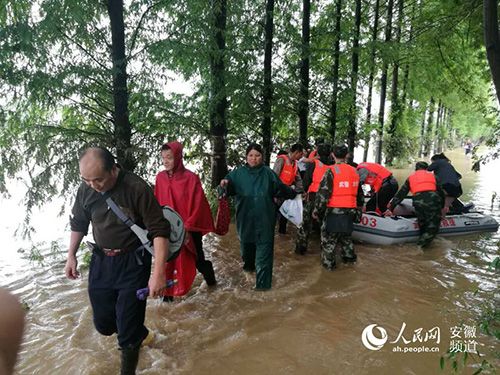 安徽:多处河堤决口 防汛抗洪形势严峻