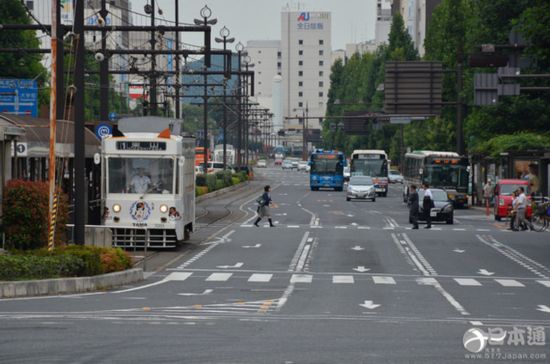 怀念!日本各城市路面电车复辟