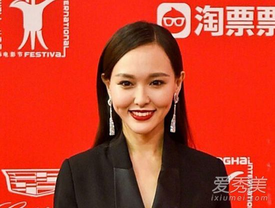 唐嫣曾演张一山后妈 苹果肌不失控的唐嫣美出