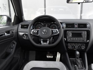 2016 280TSI ԶR-Line